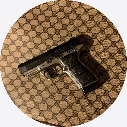 SoloTo profile picture for @pistol