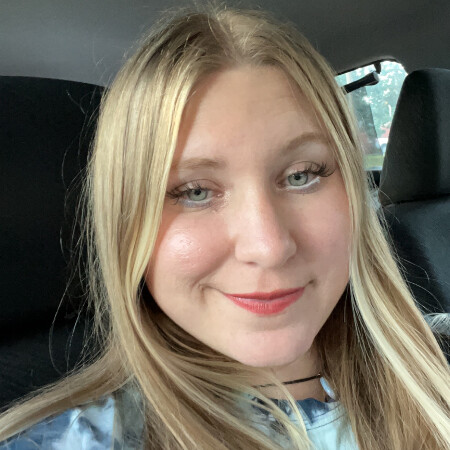 Halle Good (/hallegoodgirl) · solo.to