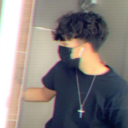 SoloTo profile picture for @connecting