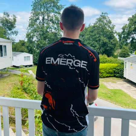 SoloTo profile picture for @emerge