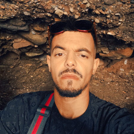 SoloTo profile picture for @midou