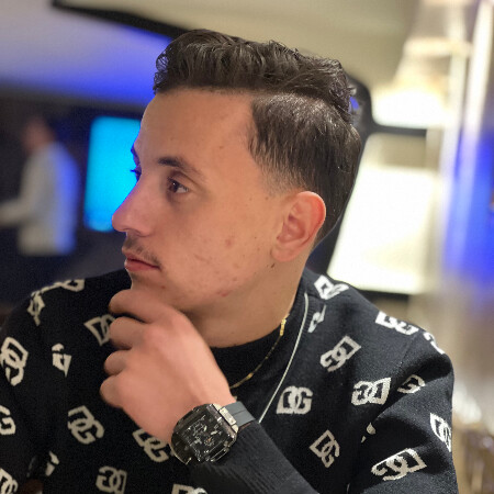 SoloTo profile picture for @moula